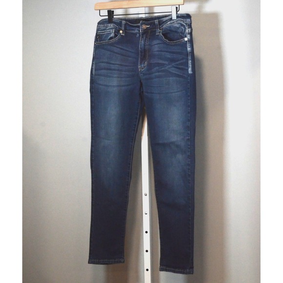 KanCan Denim - Kancan Jeans Size W13/30 (Juniors Size 13/30 Inseam) Tapered Legs Whiskers